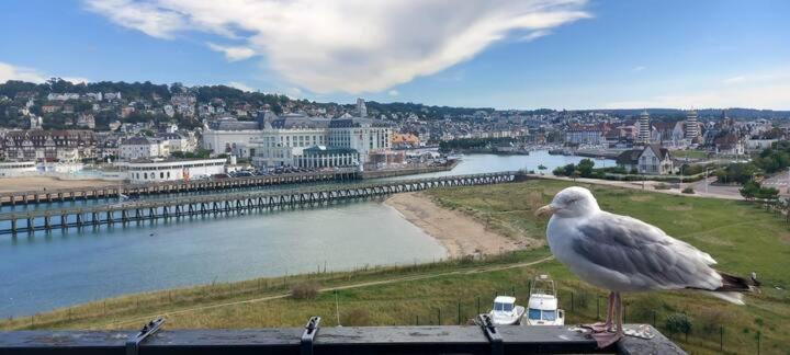 Mini-Duplex Cosy Avec Magnifique Vue Mer Deauville Eksteriør bilde